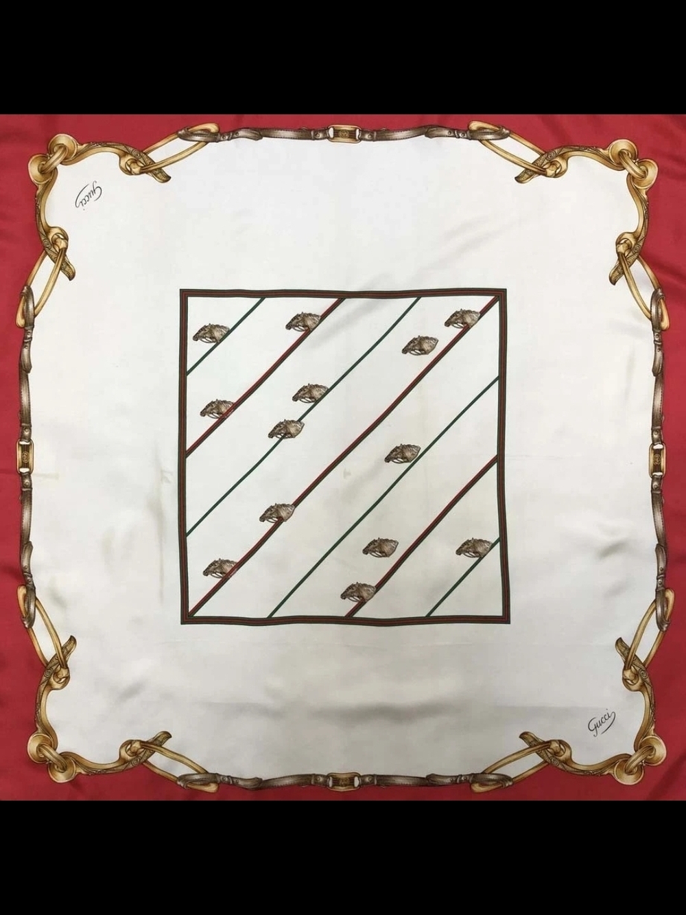 Gucci Sherry Line VTG 1978 Silk Scarf Equestrian Horse Print Red Green 86cm - Picture 8 of 13